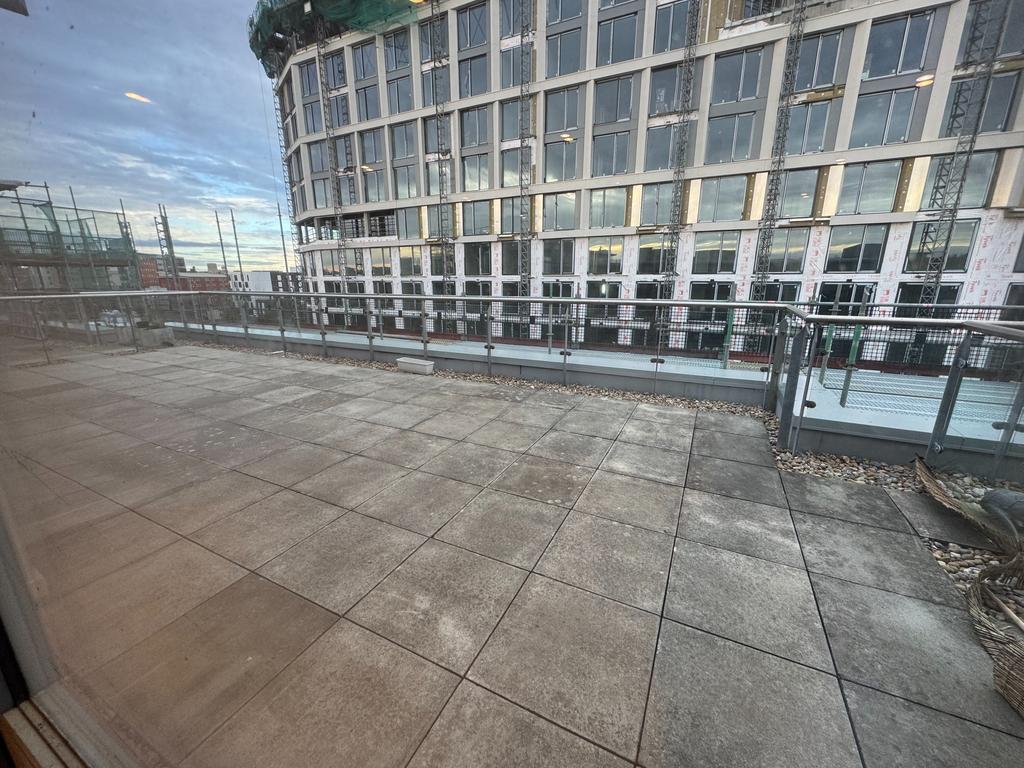 Apartment in Liverpool - View 2