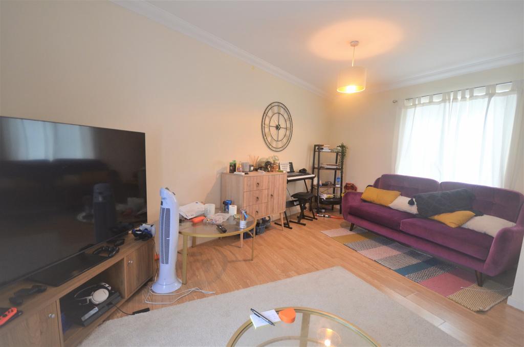 House in Newburypark - View 2