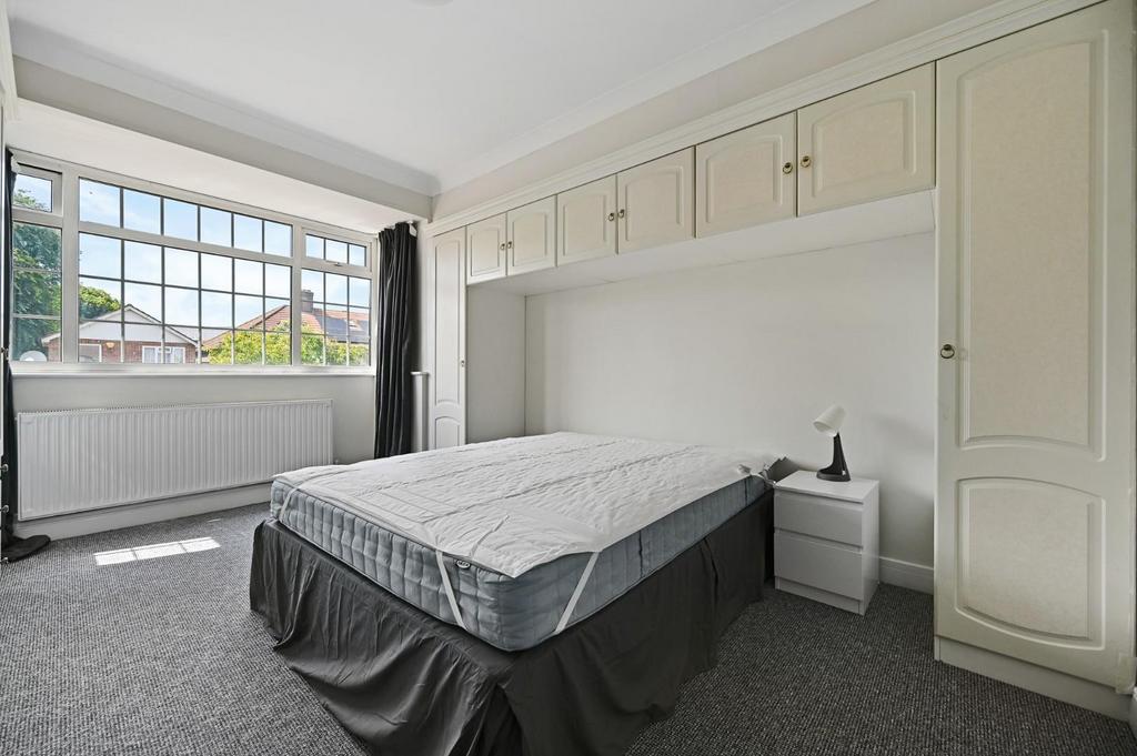House in Greenford - View 2