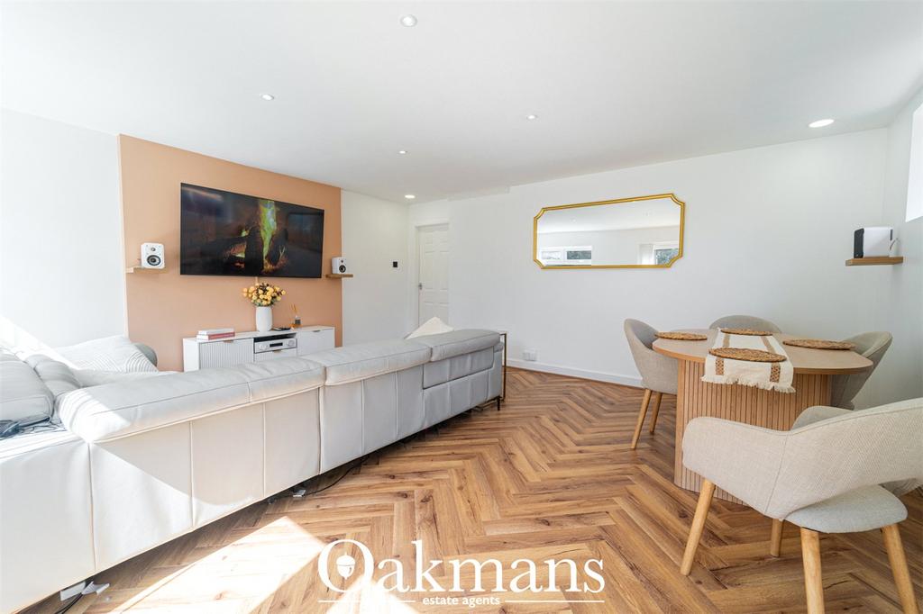House in BIRMINGHAM - View 3