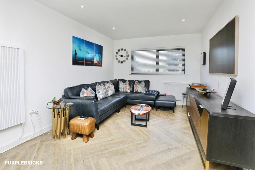 Apartment in Liverpool - View 2