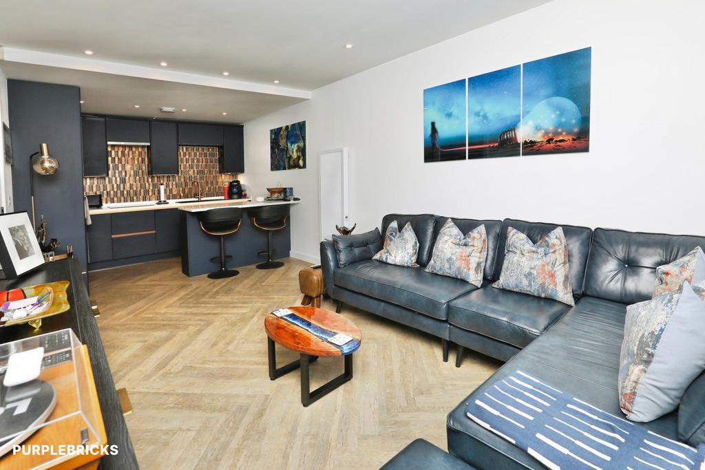Apartment in Liverpool - View 4