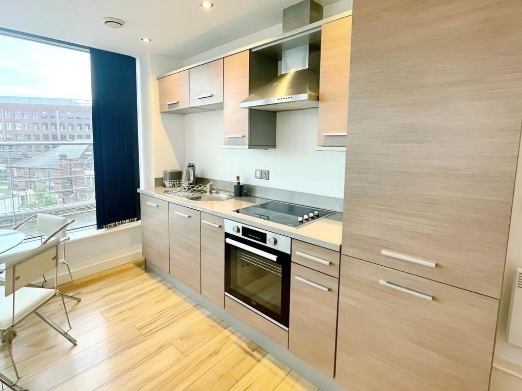 Apartment in LEEDS - View 4