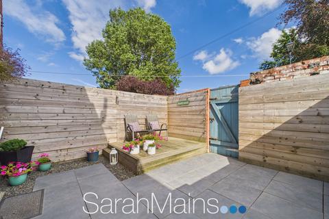 2 bedroom terraced house for sale, Westfield Terrace, Springwell Village, NE9