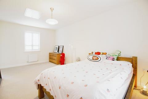3 bedroom end of terrace house for sale, Nairn Way, Lubbesthorpe, Leicester
