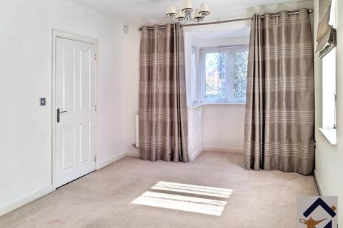 4 bedroom townhouse to rent, Charisse Gardens, Oxley Park MK4