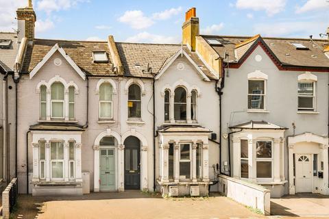 1 bedroom flat for sale, Garratt Lane, London SW17