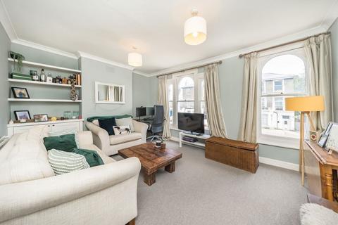 1 bedroom flat for sale, Garratt Lane, London SW17