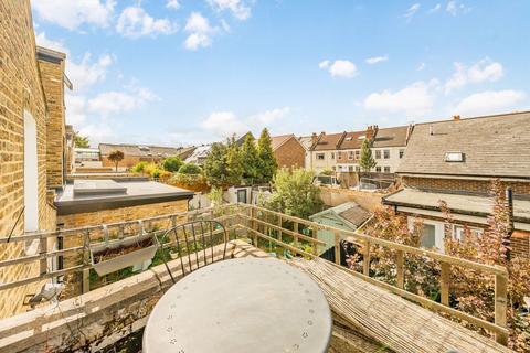 1 bedroom flat for sale, Garratt Lane, London SW17