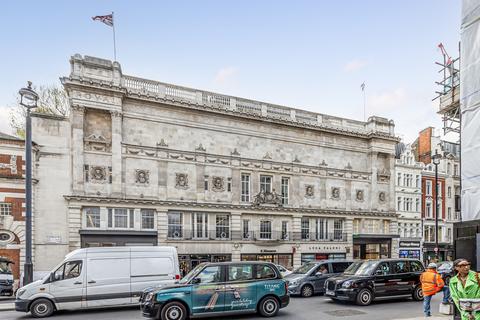 Office to rent, 36-40 Jermyn St London SW1Y 6DS