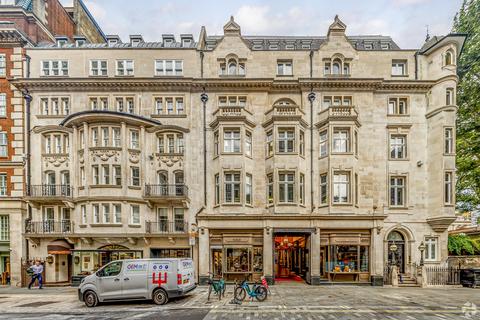 Office to rent, 36-40 Jermyn St London SW1Y 6DS