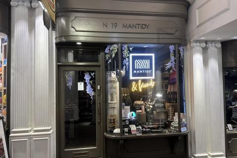 Office to rent, 36-40 Jermyn St London SW1Y 6DS