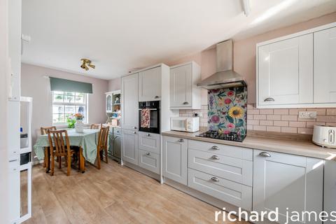 3 bedroom terraced house for sale, Stamford Close, Toothill, Swindon, SN5