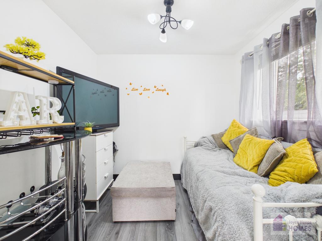 Apartment in Greenhills, East Kilbride - View 5