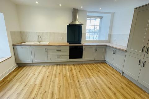 3 bedroom apartment to rent, High Street, Haverfordwest, SA62