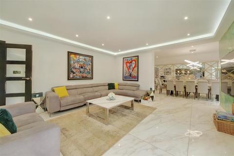 7 bedroom detached house for sale, Oakridge Avenue, Radlett WD7