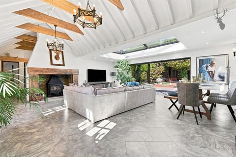 3 bedroom barn conversion for sale, Curtis Mill Green, Navestock, RM4