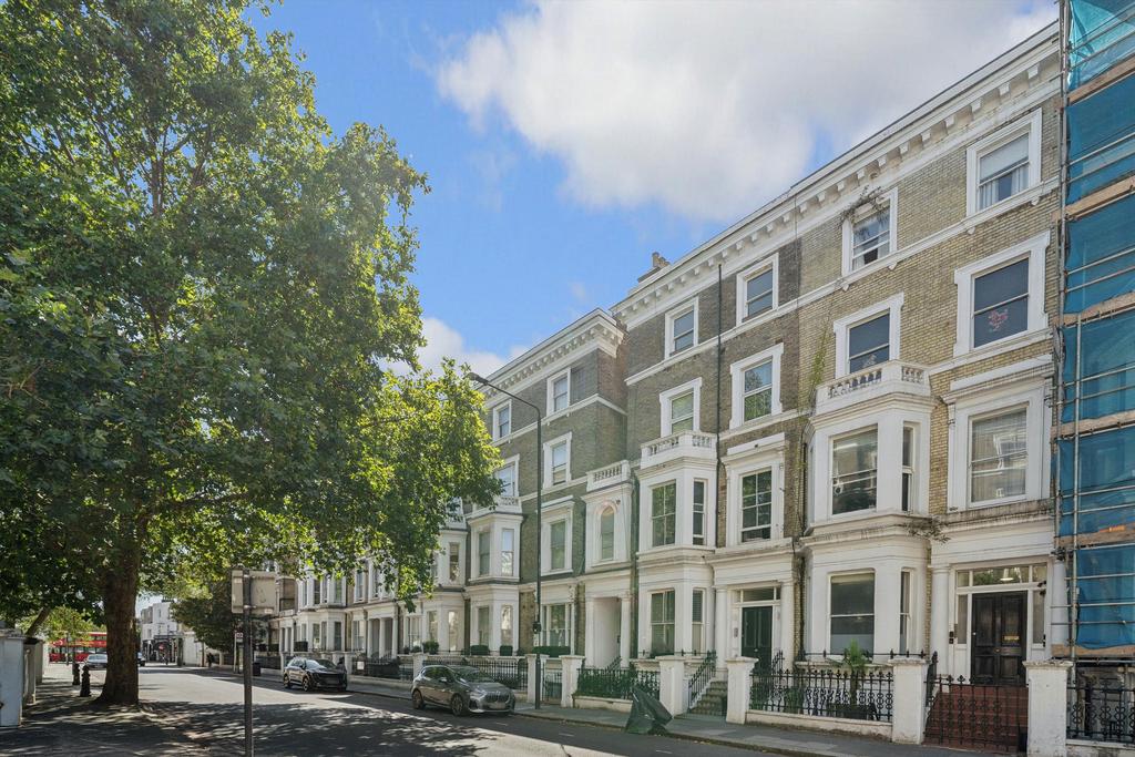 Apartment in London - View 4