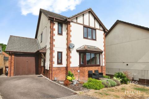 3 bedroom detached house for sale, Arran Close, Torquay