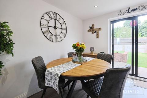 3 bedroom detached house for sale, Arran Close, Torquay