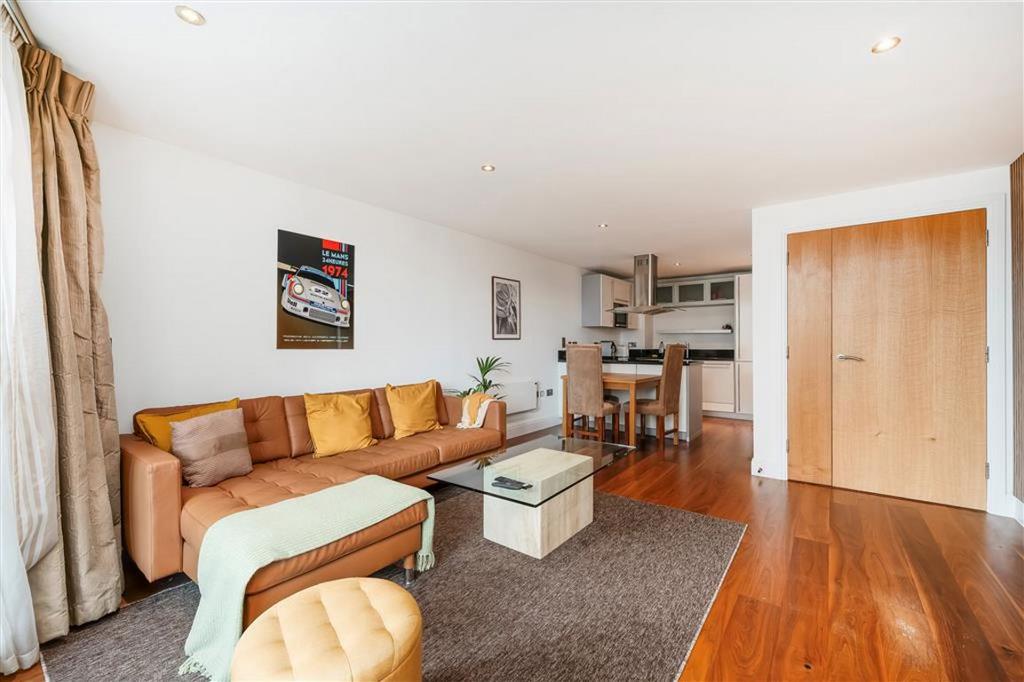 Apartment in London - View 3