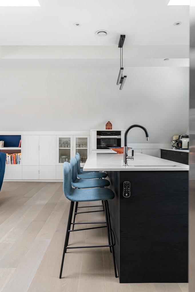 Apartment in London - View 3