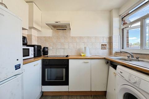 Studio for sale, Whitchurch Lane, Edgware, HA8