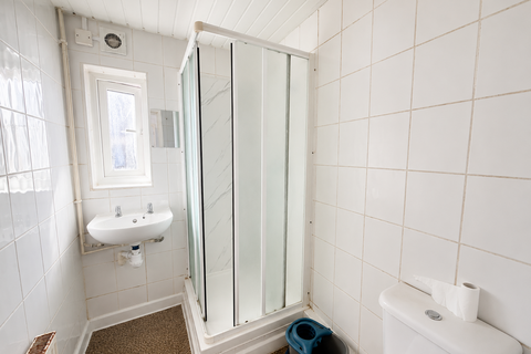 4 bedroom house to rent, Humber Avenue, Coventry, CV1
