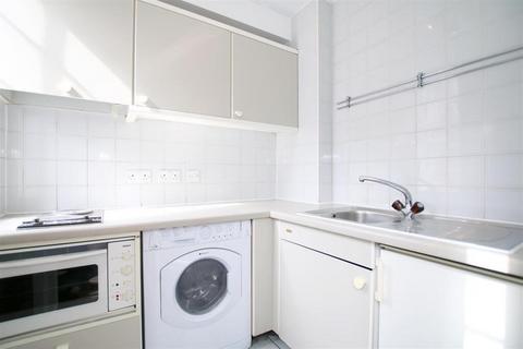 1 bedroom semi-detached house to rent, Chelsea Cloisters, Sloane Avenue, London, SW3