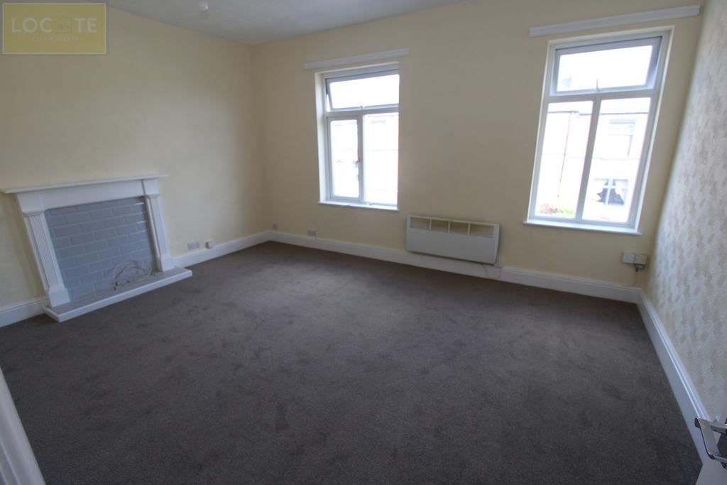 Apartment in Salford, Moorside - View 2