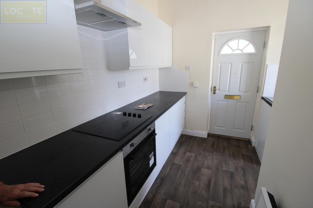 Apartment in Salford, Moorside - View 3