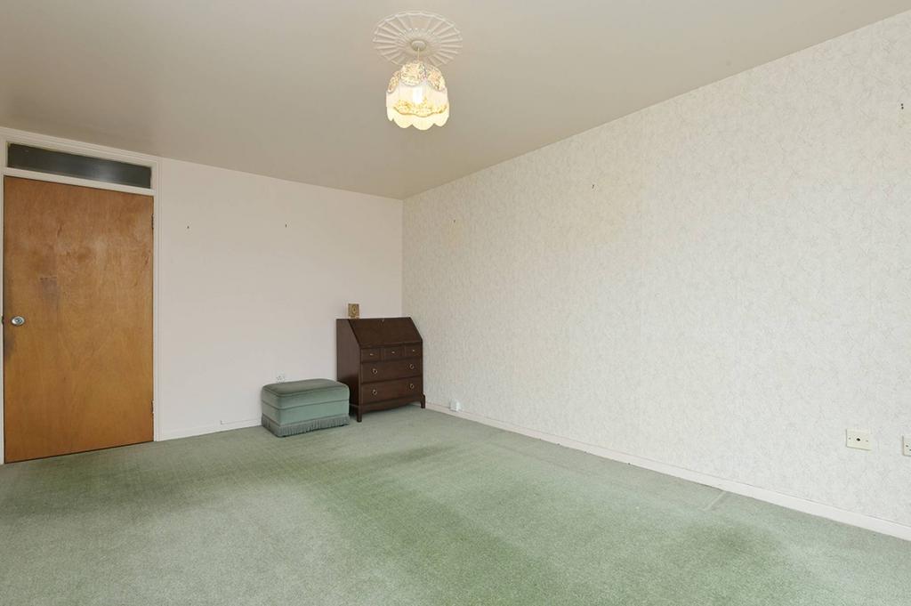 Apartment in Edinburgh - View 3