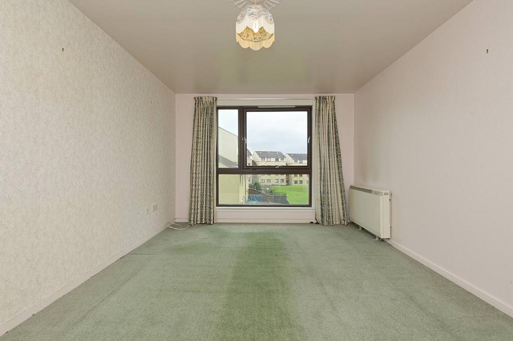 Apartment in Edinburgh - View 4