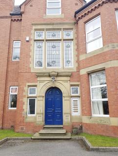 2 bedroom apartment to rent, 2 Irlam Road, Urmston, M41