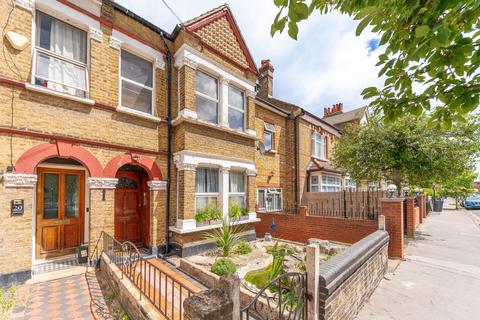 2 bedroom flat for sale, Edith Road, Croydon, London, SE25