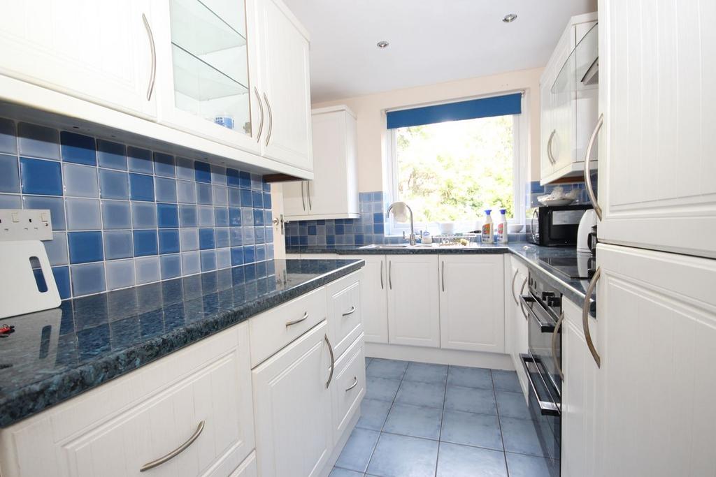 Apartment in WEST CLIFF - View 4