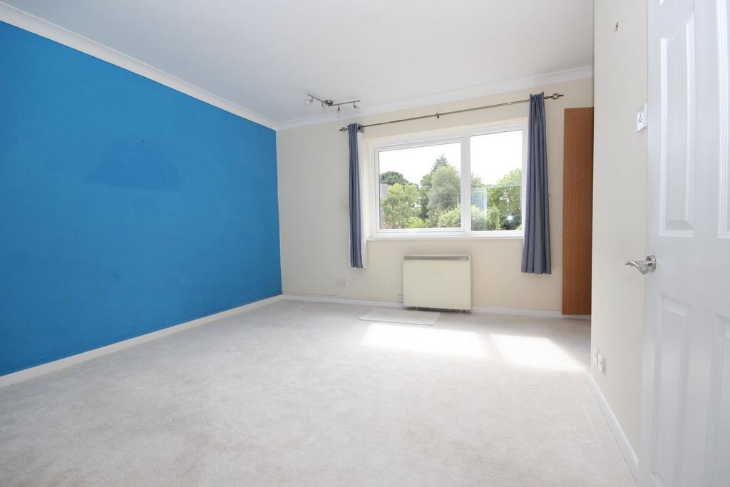Apartment in WEST CLIFF - View 5