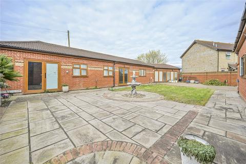 5 bedroom end of terrace house for sale, Douglas Road, Ilford, Essex, IG3