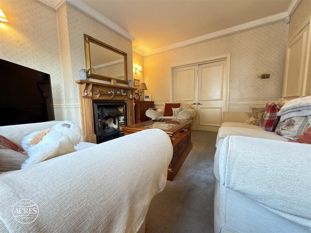 House in Birmingham, Handsworth Wood, Hamstead - View 4