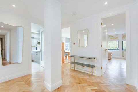3 bedroom flat for sale, Red Lion Square, London WC1R