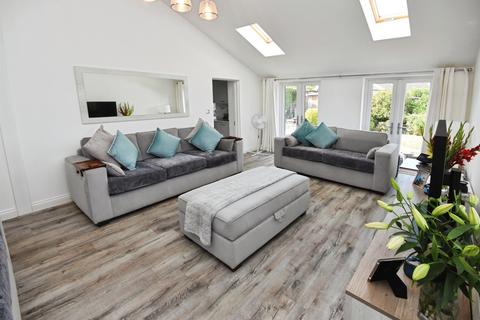 3 bedroom semi-detached bungalow for sale, Bulford Close, Cressing, Braintree