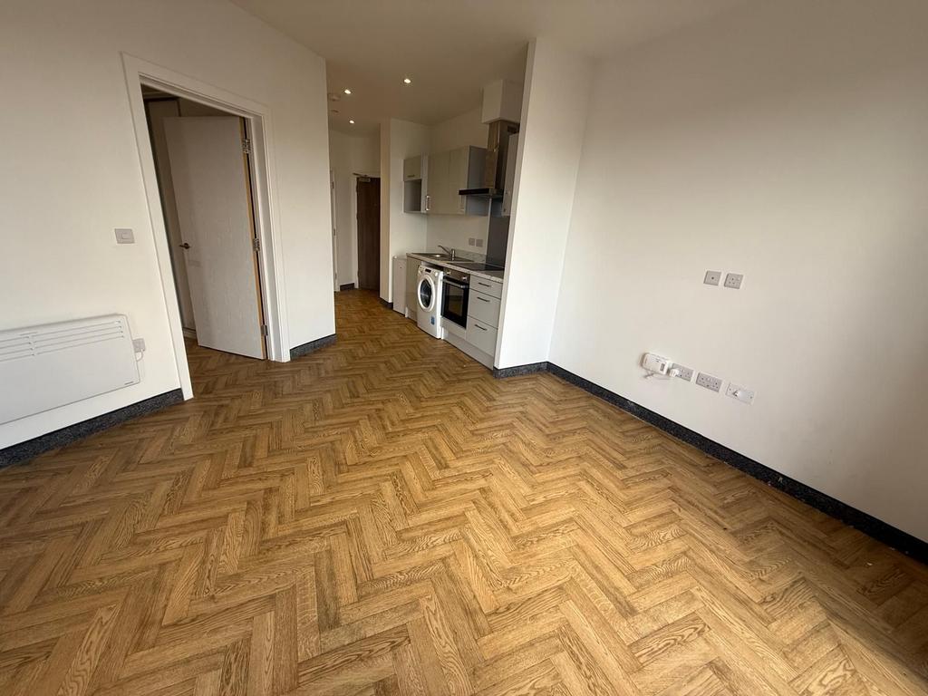 Apartment in Leicester, City of Leicester - View 3