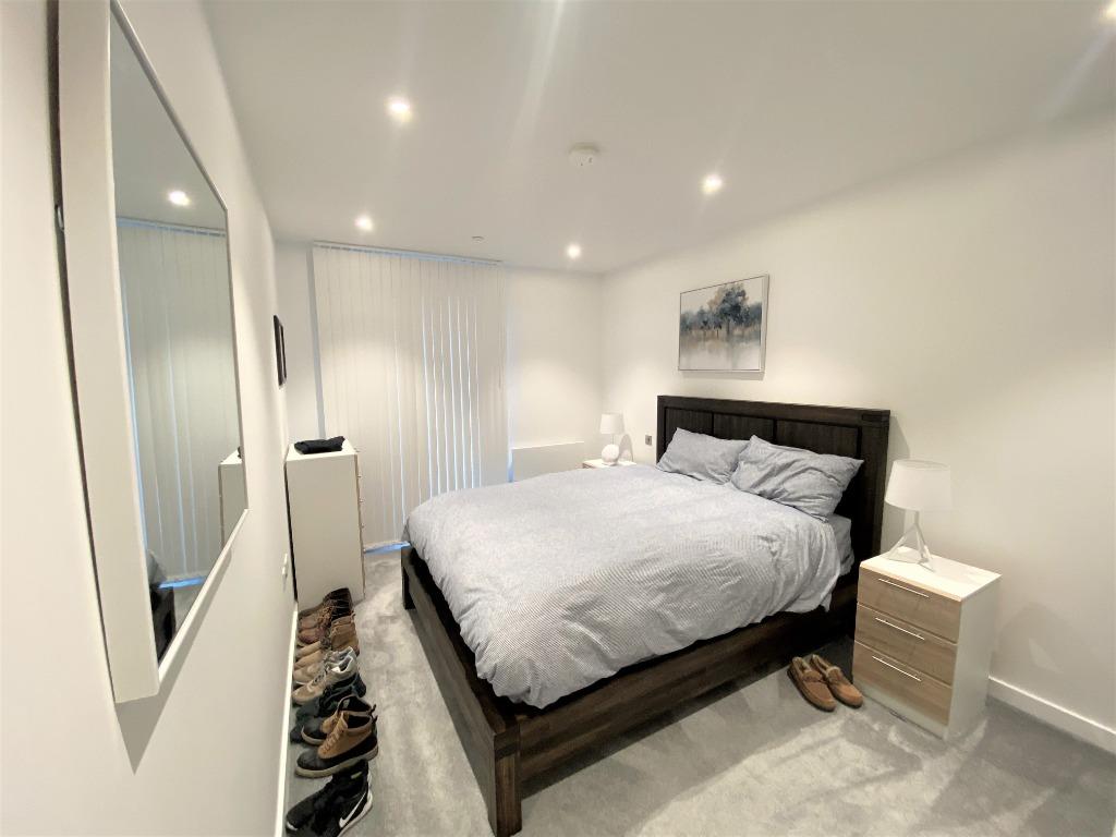 Apartment in London - View 2