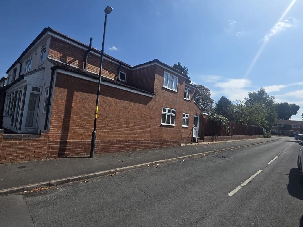 House in Birmingham, Billesley - View 3