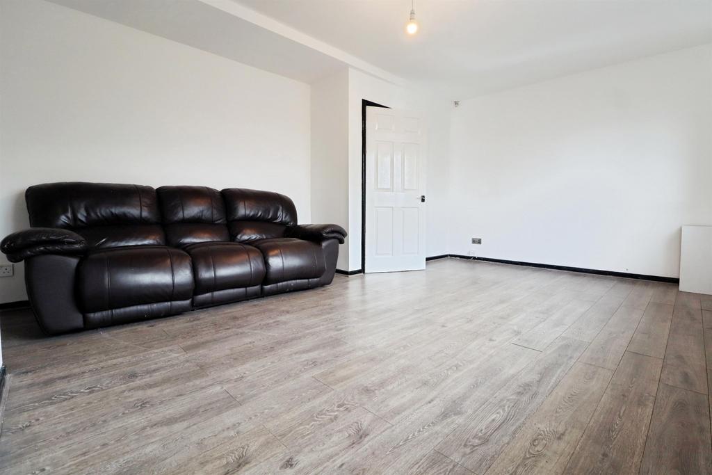 Apartment in Cardiff - View 2
