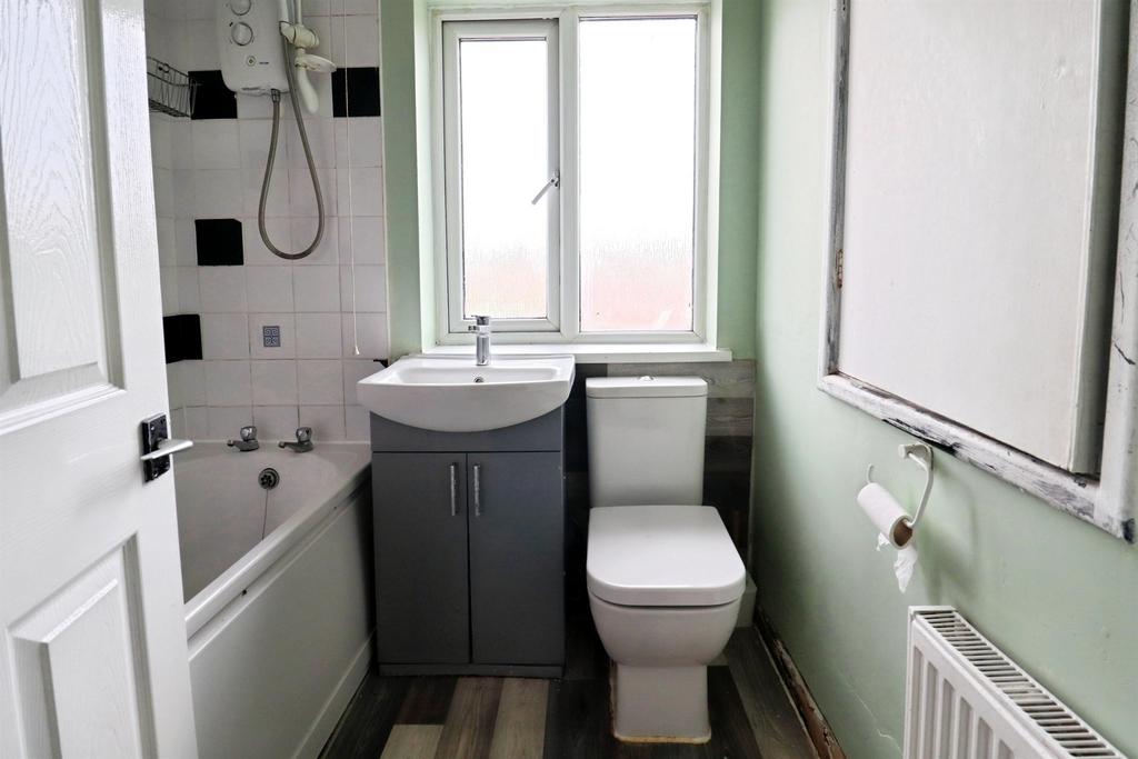 Apartment in Cardiff - More