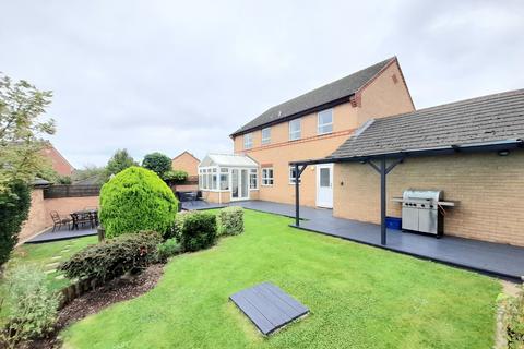 4 bedroom house to rent, Bowland Drive, Milton Keynes, MK4