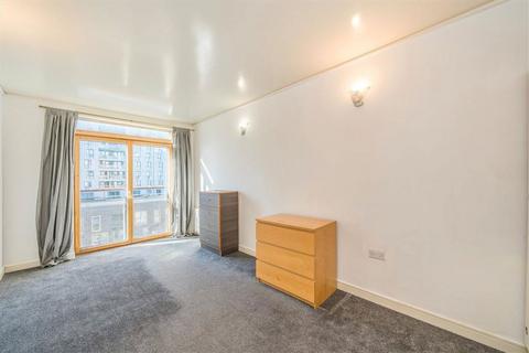 2 bedroom flat to rent, John Harrison Way, London SE10