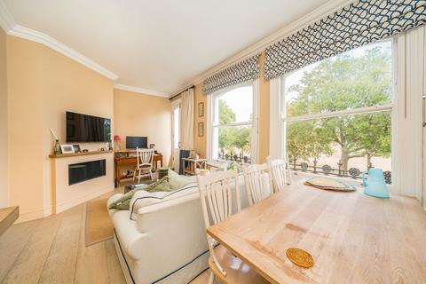 1 bedroom flat for sale, Elmbourne Road, London SW17