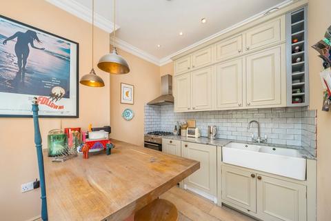 1 bedroom flat for sale, Elmbourne Road, London SW17